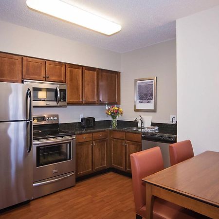 Residence Inn Rochester Mayo Clinic Area Екстериор снимка